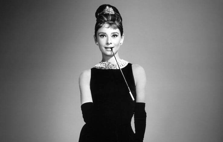 Audrey Hepburn... τα 8 fashion items που χρειάζεστε για να αντιγράψετε το στυλ της!!!